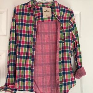 Hollister Tops - Women’s Hollister Plaid Button Down Hollister Tops - Women’s Hollister Plaid Button Down